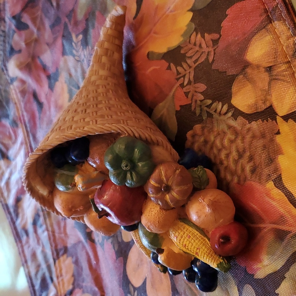 Fall cornucopia